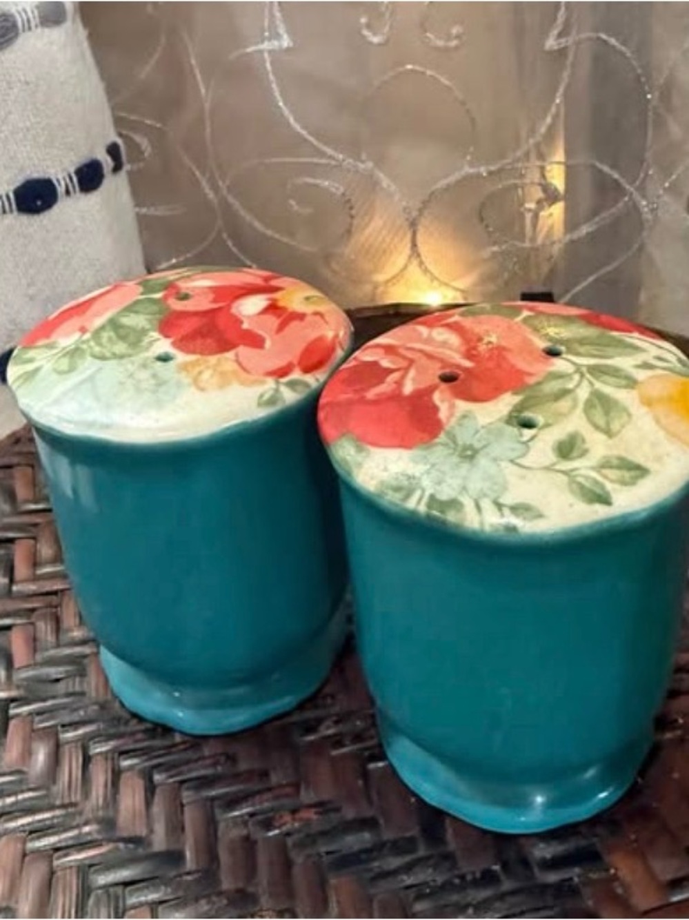 Pioneer Woman Floral Teal Ceramic Salt and Pepper Shaker Set
